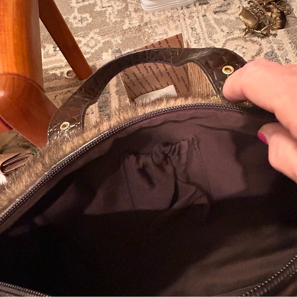 Pritzi Brown Faux Fur Women’s VINTAGE Handbag - Picture 10 of 16